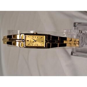 Vintage Seiko Tank Watch 2E20-7479 | Near-Mint Gold Tone | New Battery Runs!